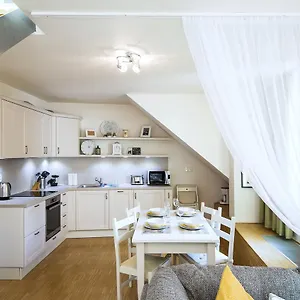 Modern Charvatova Prag