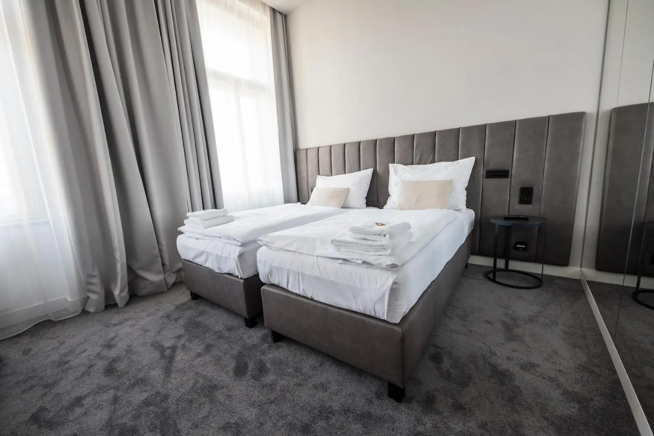The Gold Bank Hotel Prague 4*,