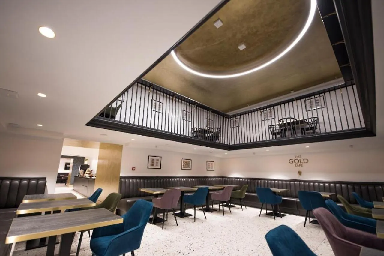****  The Gold Bank Hotel Prague Czech Republic